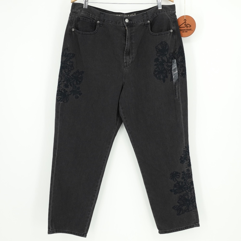 NWOT American Eagle Black Washed Embroidered Mom Jeans